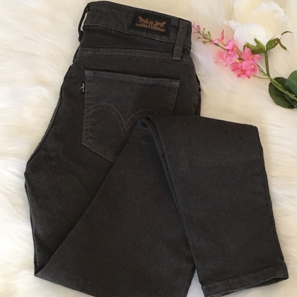 Levi’s 535 Soft Black Skinny Jeans - Picture 3 of 7